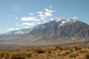 On the road to Bishop Tuff